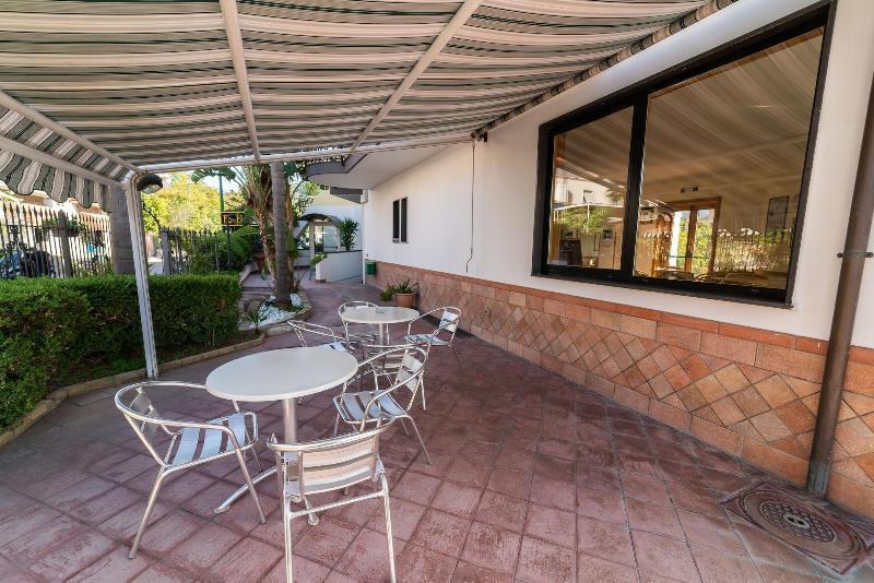 Hotel Il Ceppo Agropoli Esterno foto