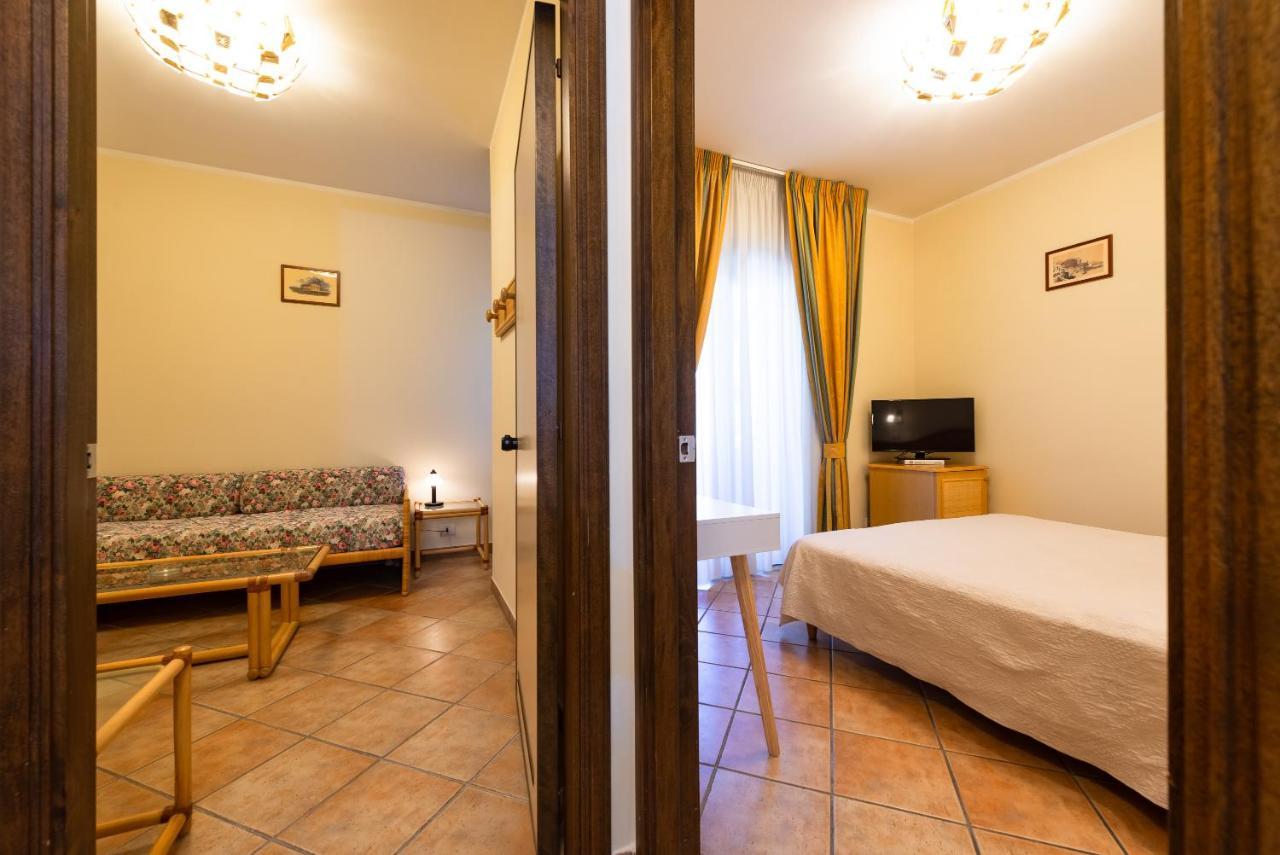Hotel Il Ceppo Agropoli Esterno foto