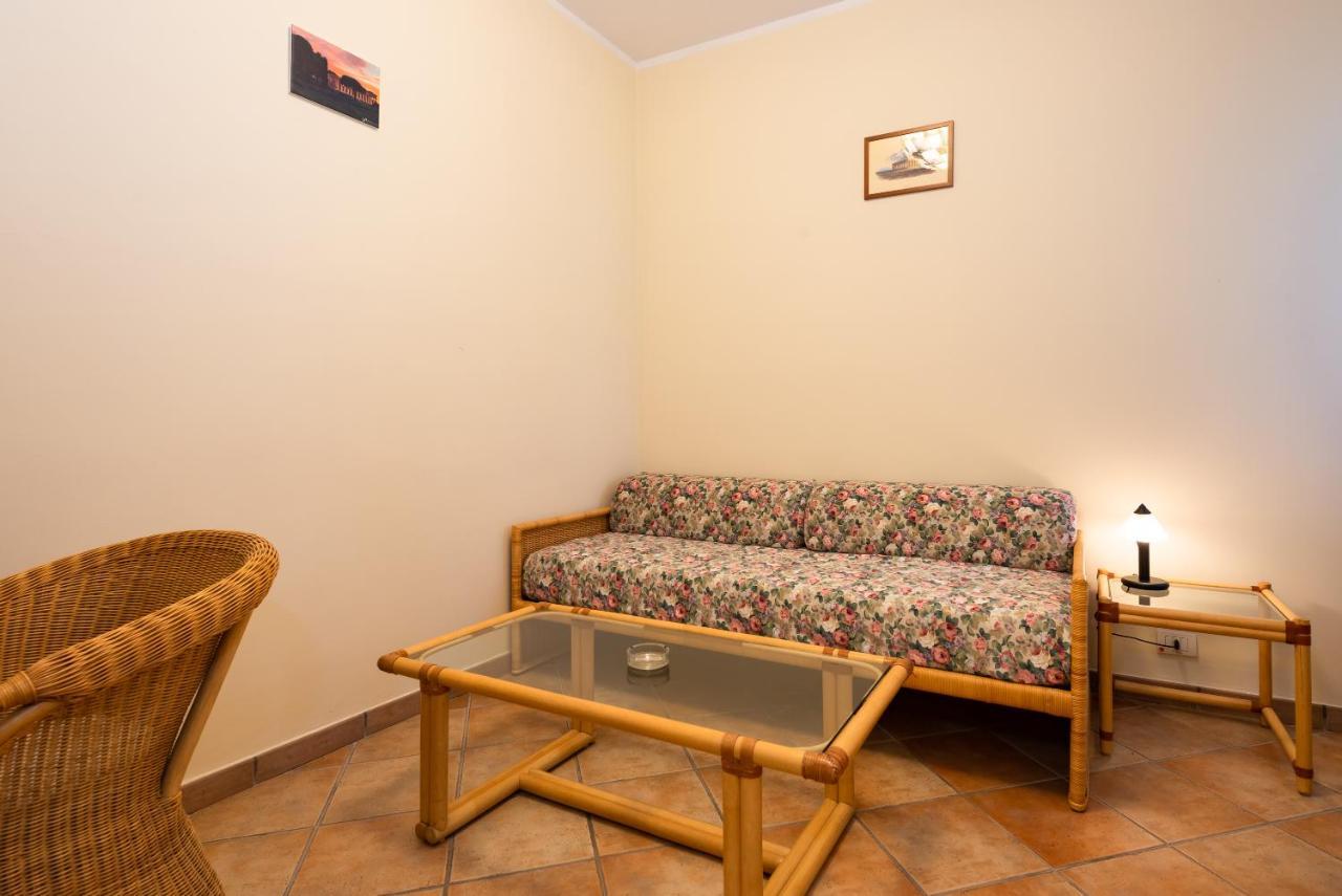 Hotel Il Ceppo Agropoli Esterno foto