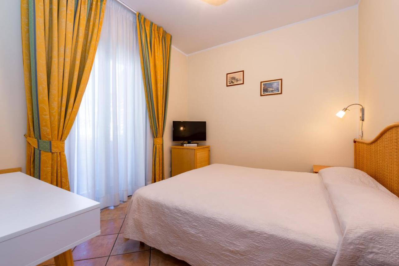Hotel Il Ceppo Agropoli Esterno foto