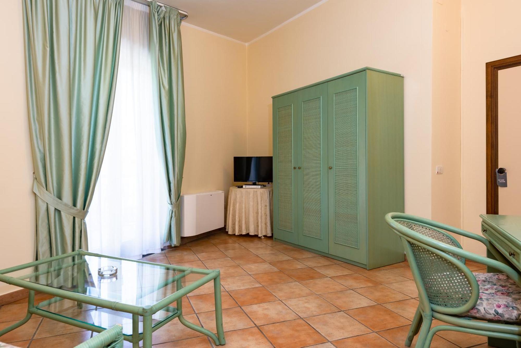 Hotel Il Ceppo Agropoli Esterno foto