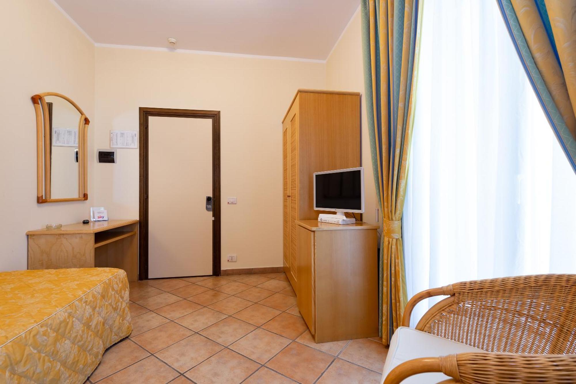 Hotel Il Ceppo Agropoli Esterno foto