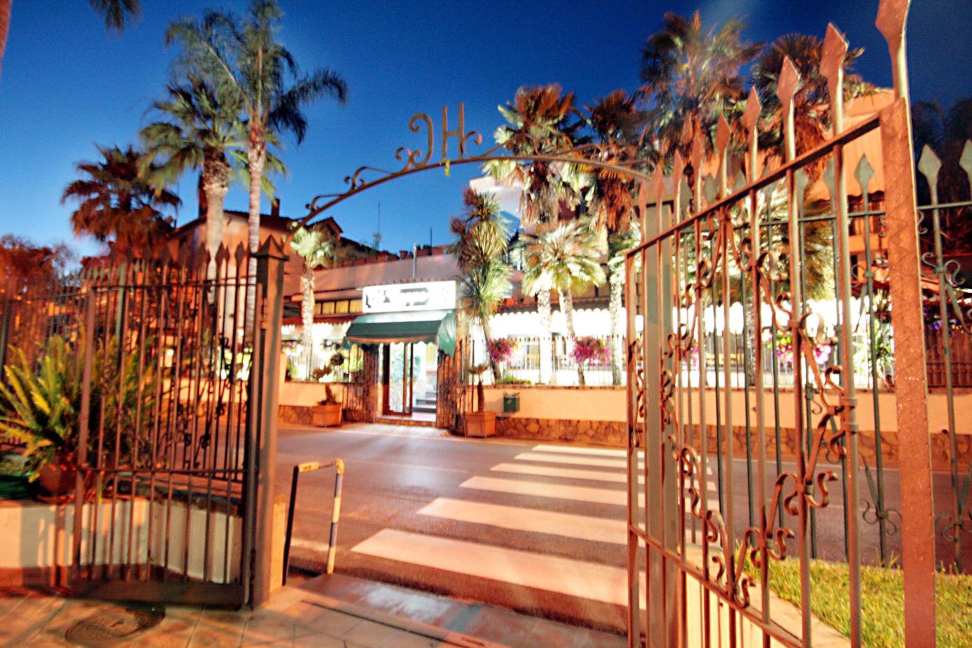 Hotel Il Ceppo Agropoli Esterno foto