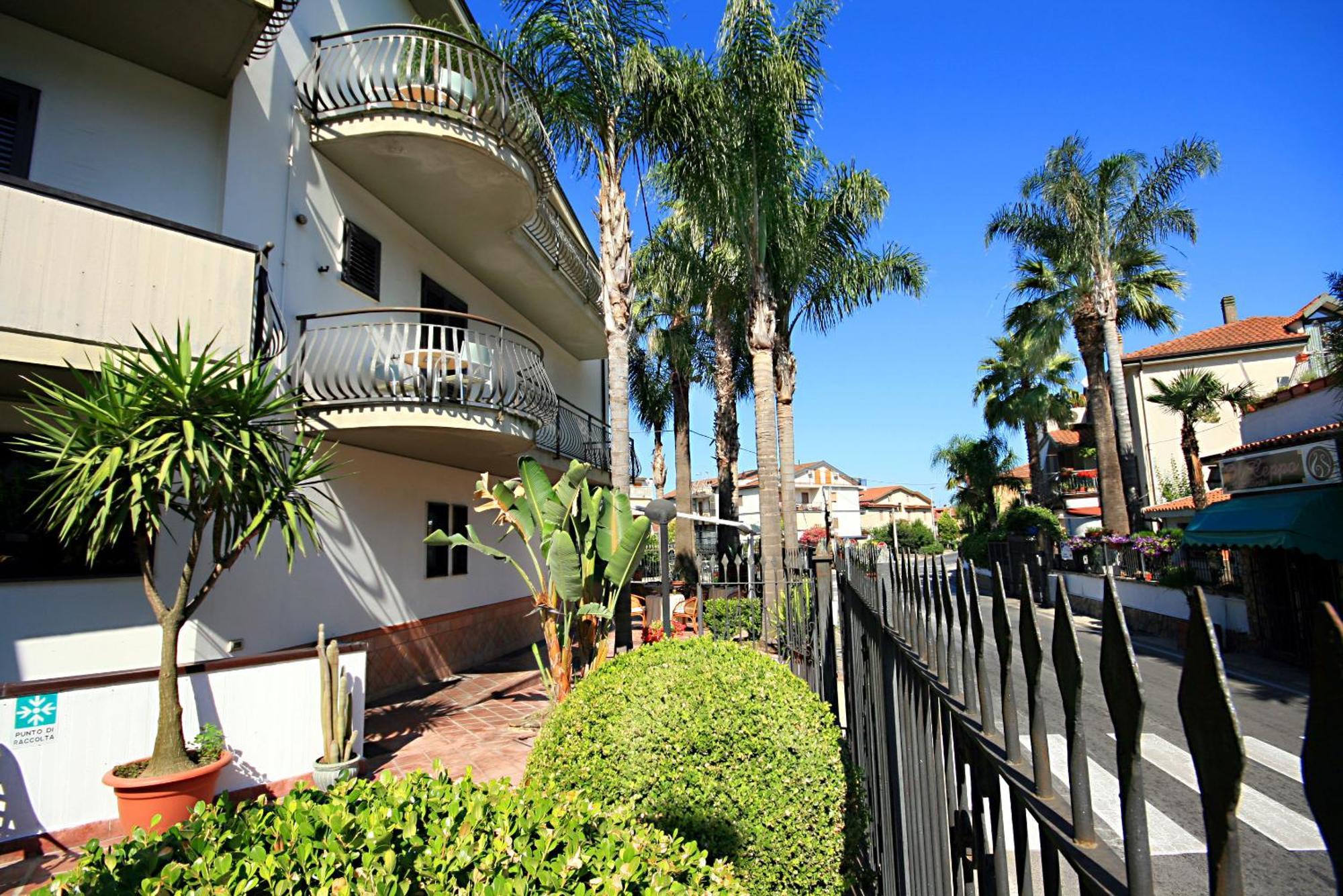 Hotel Il Ceppo Agropoli Esterno foto