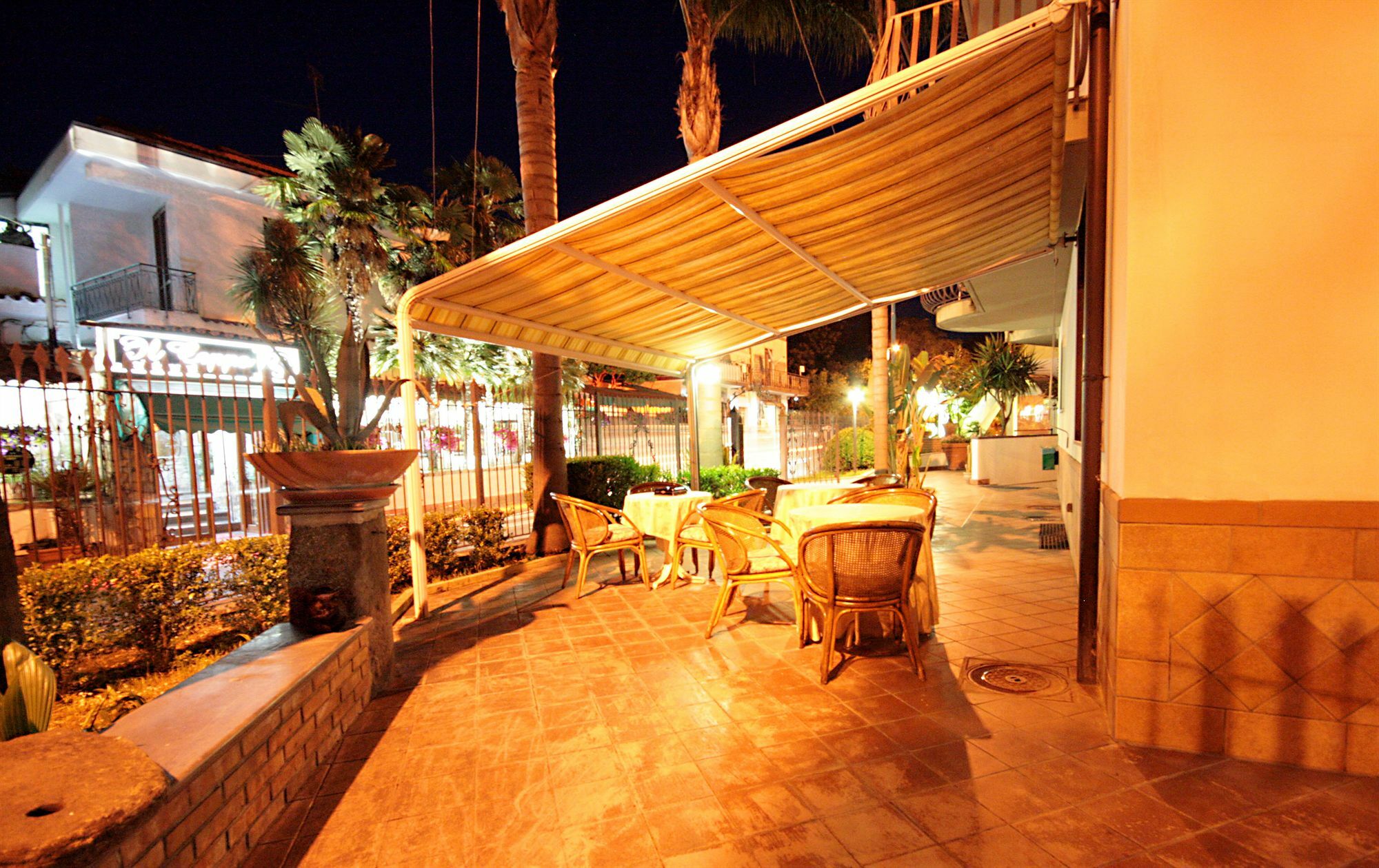 Hotel Il Ceppo Agropoli Esterno foto